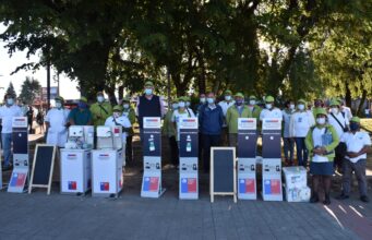 Vendedores de playa de Villarrica recibieron kit sanitarios