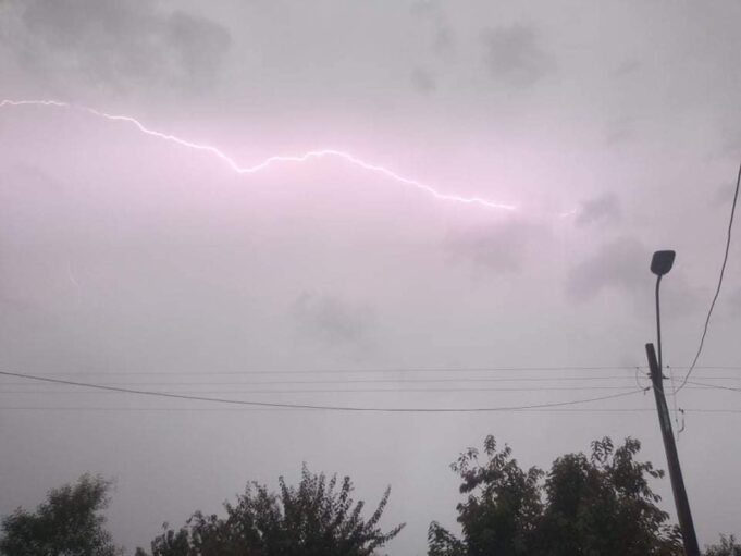 Tormenta Eléctrica Dejó Varios Hogares de la Araucanía sin Luz