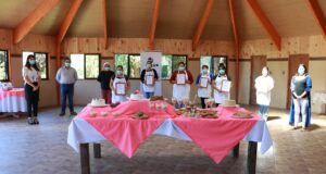 Mujeres de Freire Se Certifican En Curso De Pastelería y Repostería Con Identidad Local