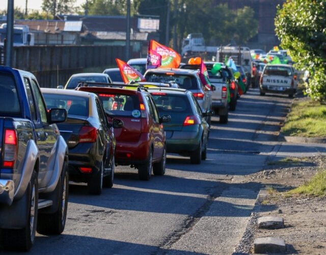 Con Multitudinaria Caravana Jacqueline Romero Lanzó Candidatura A Alcaldesa Por Pitrufquén