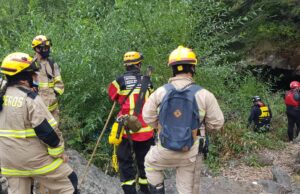 Bomberos Continúa la Búsqueda de Hombre Desaparecido en las Aguas del Río Trancura