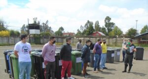Unidad Penal De Pitrufquén Clasifica Residuos Para Su Posterior Reciclaje