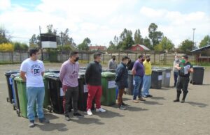 Unidad Penal De Pitrufquén Clasifica Residuos Para Su Posterior Reciclaje