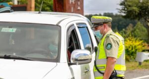 Controles Policiales Se Efectúan En Los Accesos A Villarrica Tras Inicio De Cuarentena
