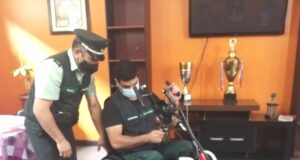 Gendarmería Entrega Silla De Ruedas “Hand Cycle” A Funcionario De Collipulli