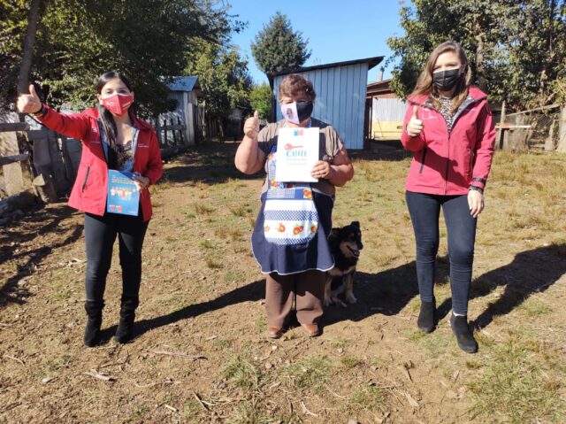 Adultos mayores de Toltén aspiran a mejorar su calidad de vida tras recibir títulos de dominio en sus hogares