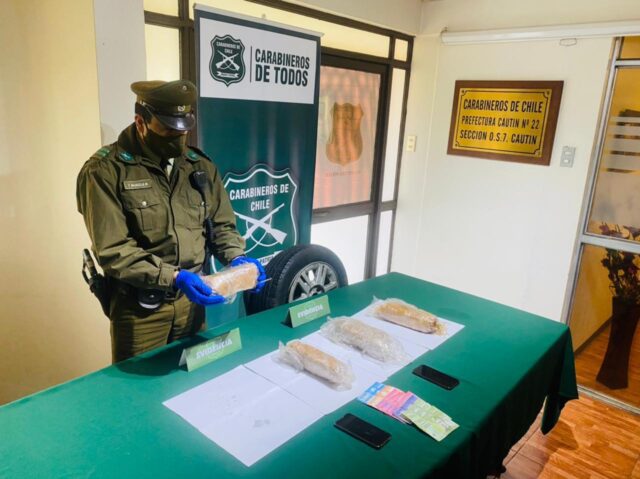 Carabineros del OS-7 “Araucanía” con Perro Antidrogas decomisan más de 2 Kilos de Droga: Detenidos Quedan en Prisión Preventiva