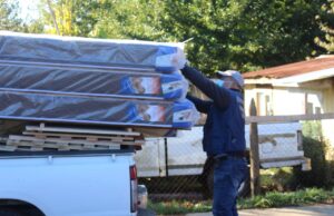 Programa “un niño y una cama” avanza en Gorbea
