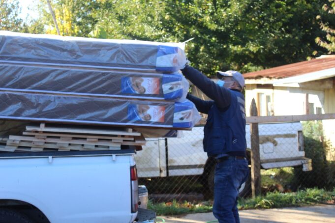 Programa “un niño y una cama” avanza en Gorbea