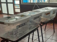 Candidatos a alcalde por Pitrufquén expectantes a la espera del conteo de votos