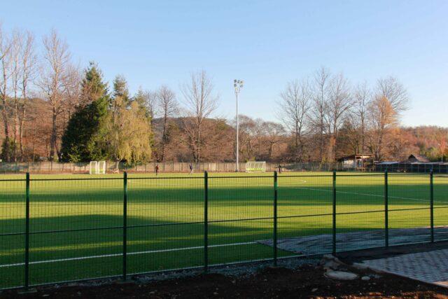 Cancha de Pasto Sintético de Ñancul avanza a gran de velocidad