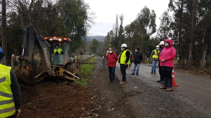 Inspeccionan Obras de Asfalto Del Camino Los Galpones-Quinque de Pitrufquén