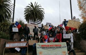 Continúa la huelga: Sostenedores de Liceo Camilo Henríquez insisten en disolver el sindicato