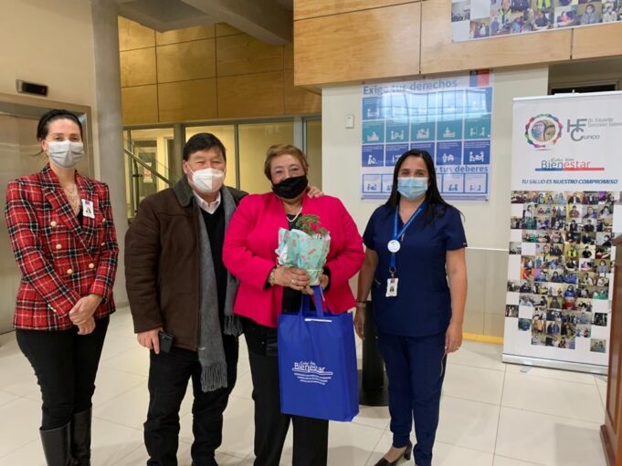 Hospital de Cunco despide a funcionarios jubilados con emotiva ceremonia