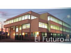 Estudiantes del Liceo Bicentenario Politécnico Pitrufquén contarán con nuevas herramientas para sus estudios a distancia