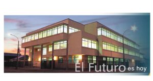 Estudiantes del Liceo Bicentenario Politécnico Pitrufquén contarán con nuevas herramientas para sus estudios a distancia