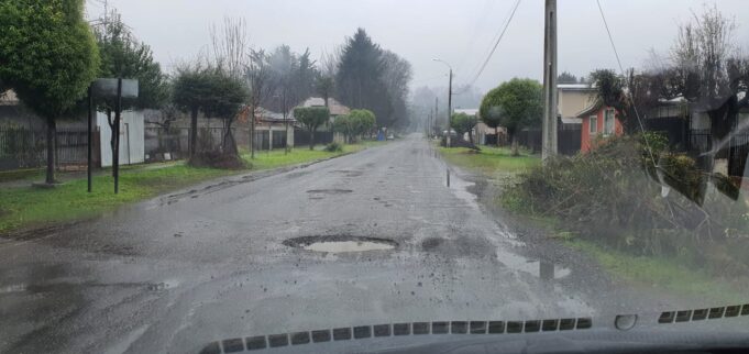 Vecinos de Radal reclaman por el mal estado de las calles