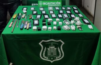Incautan Celulares y armas hechizas en la cárcel de Villarrica