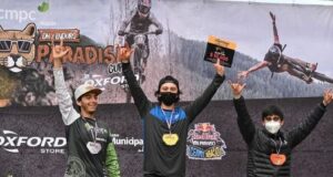 Ciclistas loncochenses destacan en competencia en Angol