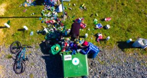 Jornada de limpieza y reforestación se vivió en Pitrufquén durante el día de la huelga mundial por el clima