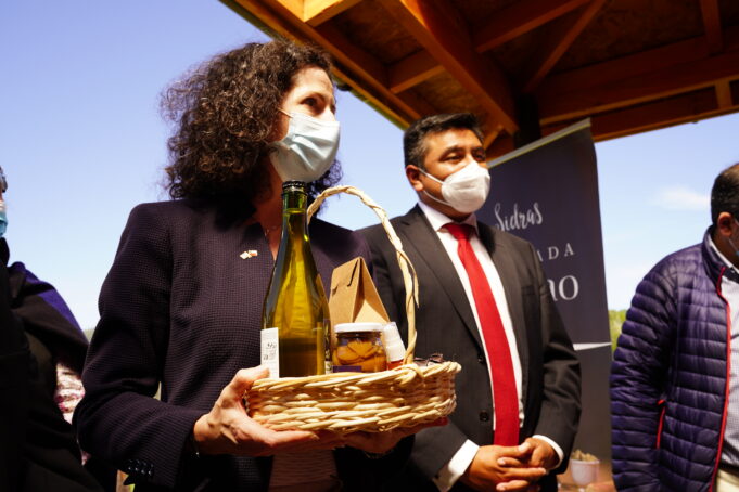 Embajadora de Israel visitó Loncoche