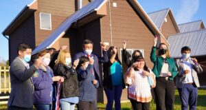 Loncoche: Entregan 58 viviendas que dan vida a la Villa Canto del Estero en Huiscapi