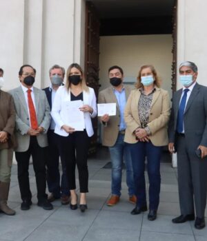 Diputado Henry Leal acude a La Moneda para solicitarle al Presidente Boric aumentar monto de la Pensión Garantizada Universal