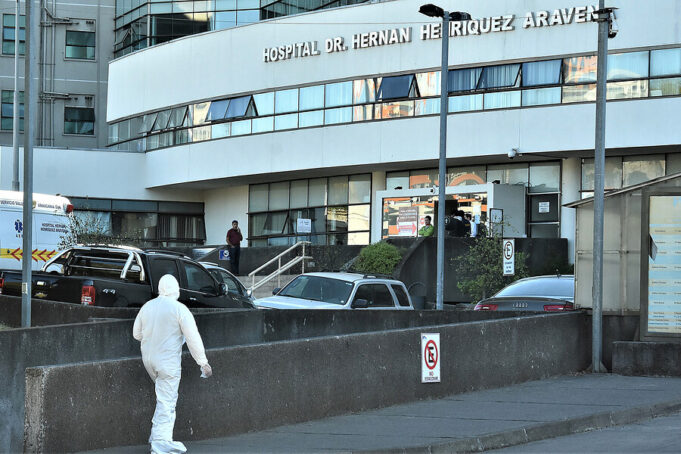 Hospital de Temuco realiza operación cardiológica de vanguardia