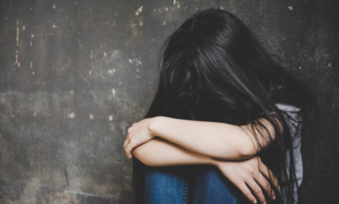 Madre denuncia que su hija estaría siendo víctima de bullying en escuela de Gorbea; habría intentando suicidarse