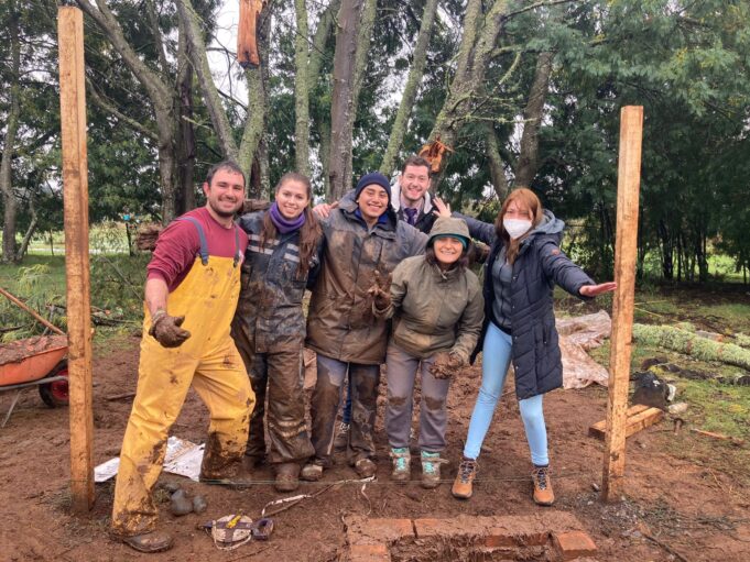 Universitarios realizan voluntariados de invierno en Pitrufquén
