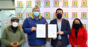 Gobernador de La Araucanía firma mensaje para adquisición y reposición de maquinaria vial para el sector rural de Villarrica