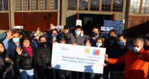 Gobierno regional entrega subsidios por $290 millones a dueños de taxis y colectivos de la araucanía para que renueven sus vehículos