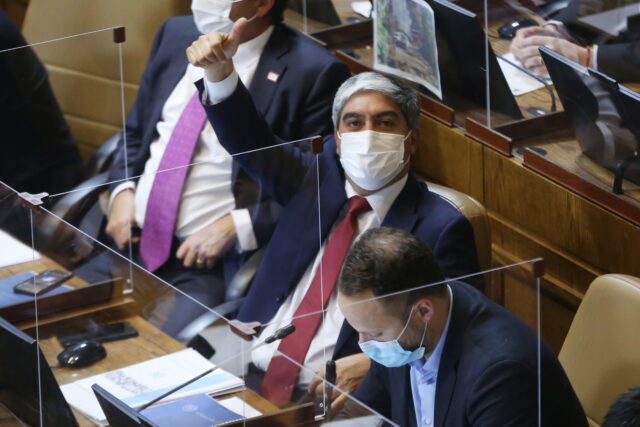 Cámara Baja aprueba proyecto del diputado Leal que otorga pensión de gracia a bomberos que cumplan 50 años de servicio