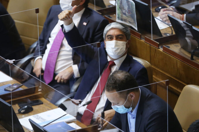 Cámara Baja aprueba proyecto del diputado Leal que otorga pensión de gracia a bomberos que cumplan 50 años de servicio