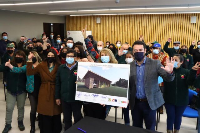 Cooperativa Newen Berries de Pitrufquén recibe diseño de sala de procesos de manos del Gobierno Regional