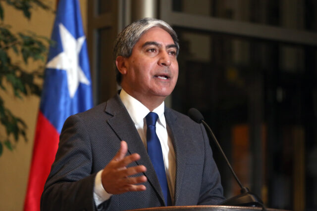 Diputado Leal anuncia proyecto para eximir del pago de derechos de aseo a adultos mayores y a familias del 40% más vulnerable