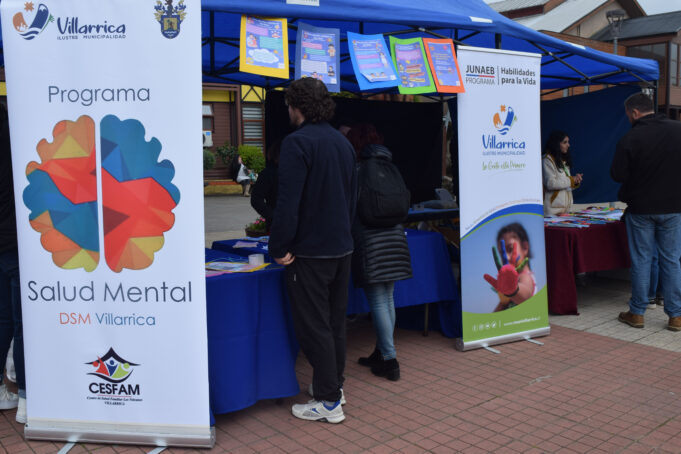 Villarrica celebró con una feria callejera el Día de la Salud Mental