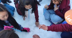 Estudiantes de la escuela Reserva Rain de Pitrufquén disfrutaron de jornada pedagógica y recreativa en la nieve
