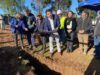 Instalan primer tubo del nuevo sistema de agua potable rural en sector rural de Padre Las Casas