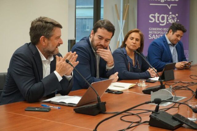 Gobernadores Luciano Rivas y Claudio Orrego llamaron a convocar pacto nacional por la seguridad