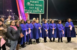 Con “100 Mujeres en puente Treng Treng – Kay Kay” Complejo Asistencial Padre Las Casas y agrupación Caminando por la Vida invitan a prevenir el cáncer de mama