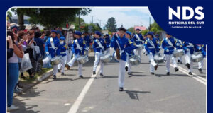 Acto cívico y desfile aniversario Villa Comuy