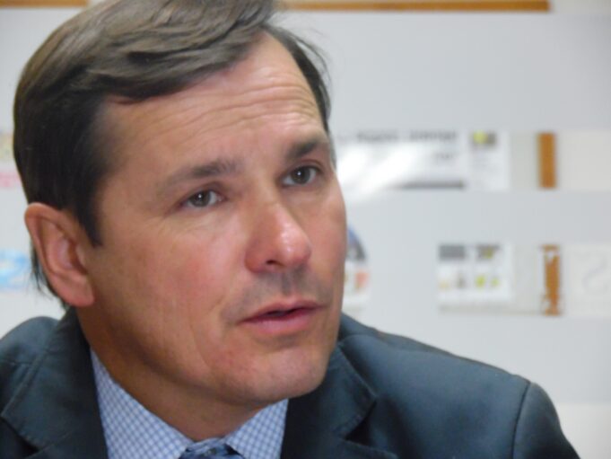 Diputado Rathgeb solicita la apertura de más horas de atención de especialistas en medicina de adultos mayores en la salud pública de La Araucanía