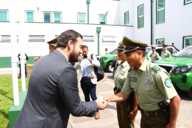 Gobierno Regional Entrega Seis Nuevos Vehículos A Carabineros De Las Comunas De La Costa Araucanía