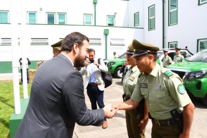 Gobierno Regional Entrega Seis Nuevos Vehículos A Carabineros De Las Comunas De La Costa Araucanía