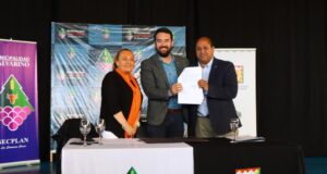 Gobernador regional firma mensaje para el recambio de más de 600 luminarias para Galvarino
