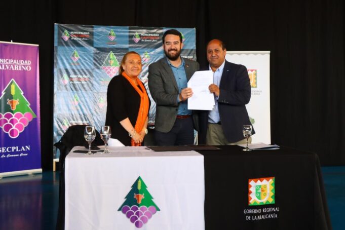 Gobernador regional firma mensaje para el recambio de más de 600 luminarias para Galvarino