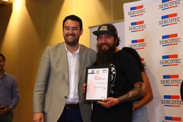 Entregan financiamiento a emprendedores beneficiarios de las convocatorias Crece y Emprende en Turismo