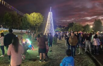 Multitudinaria Inauguración de Parque Navideño en Padre Las Casas