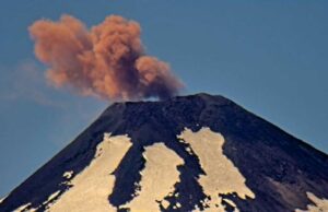 Monitoreo Alerta Amarilla para las comunas de Villarrica, Pucón y Curarrehue, Región de La Araucanía, y para la comuna de Panguipulli, Región de Los Ríos, por actividad del volcán Villarrica